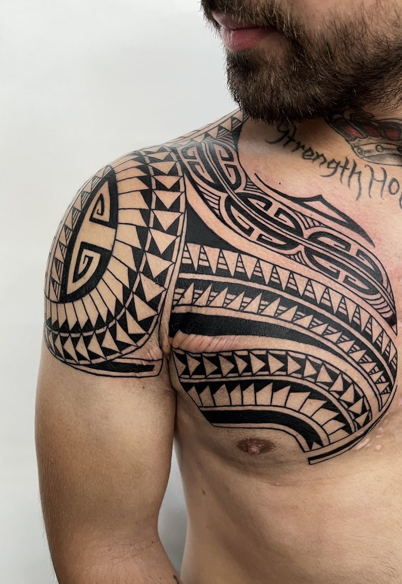 Discover Maori Tattoos: Designs, Symbols Cultural Meanings
