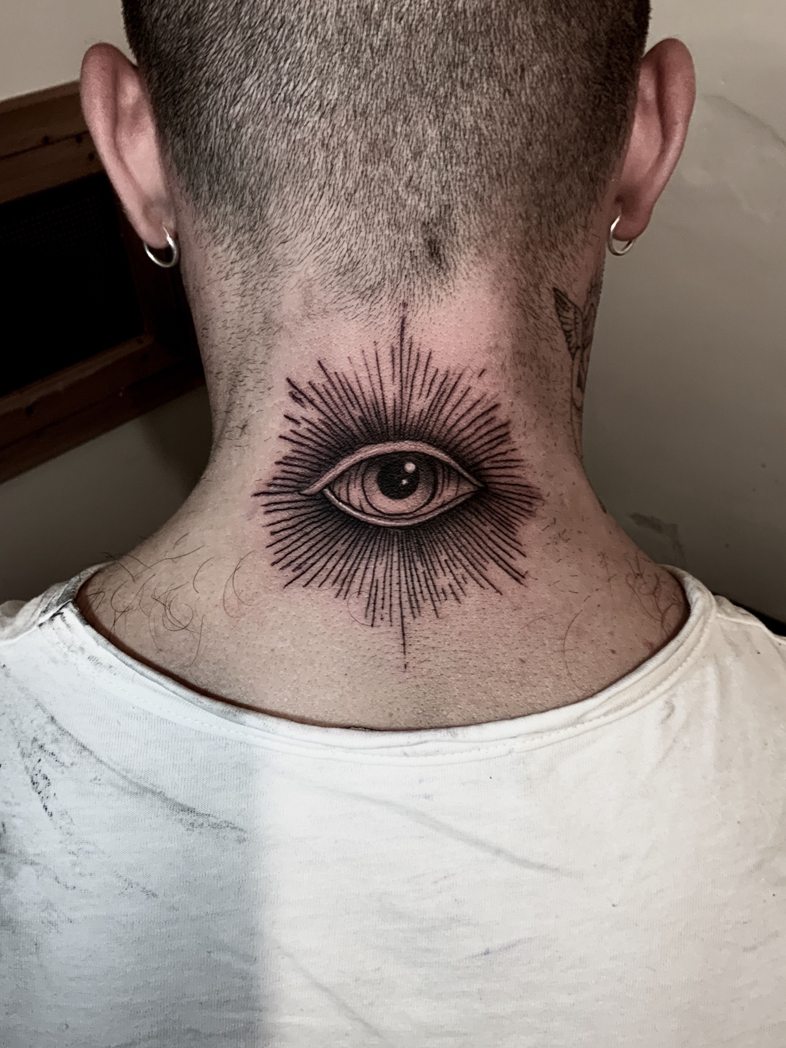 Eye Tattoos: Symbolism, Styles, and Placement Tips