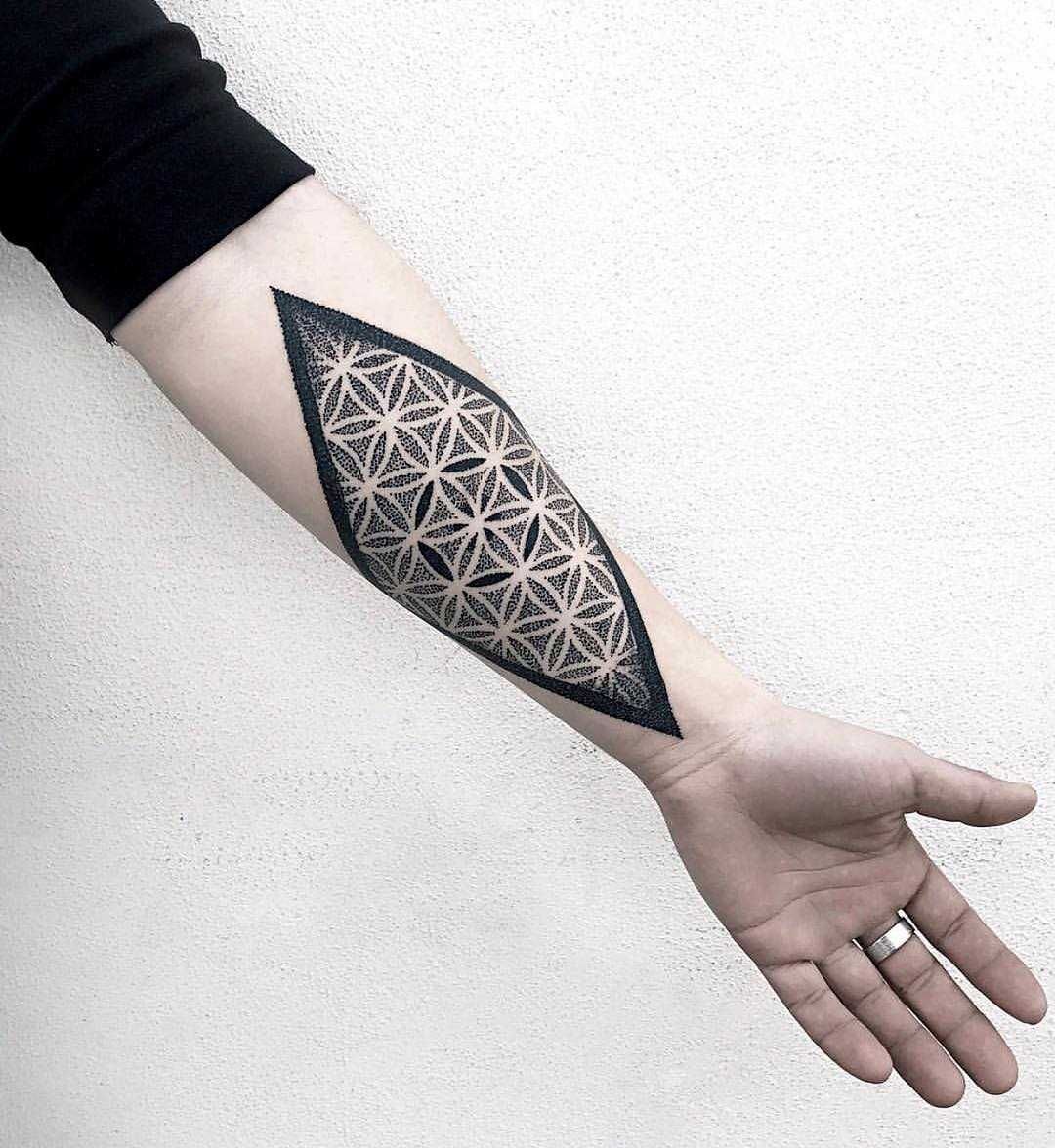 Intriguing Geometric Tattoo Designs to Inspire You